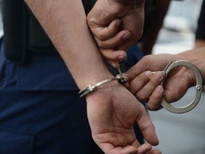 Криминалисти от РУ Ловеч задържаха 20-годишен мъж, извършил грабеж над 64-годишна жена